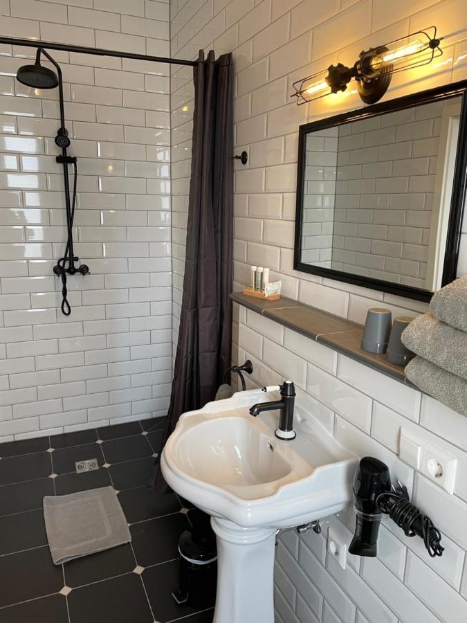 Bahnhof 1911 Hotel Wolpertswende Eksteriør billede